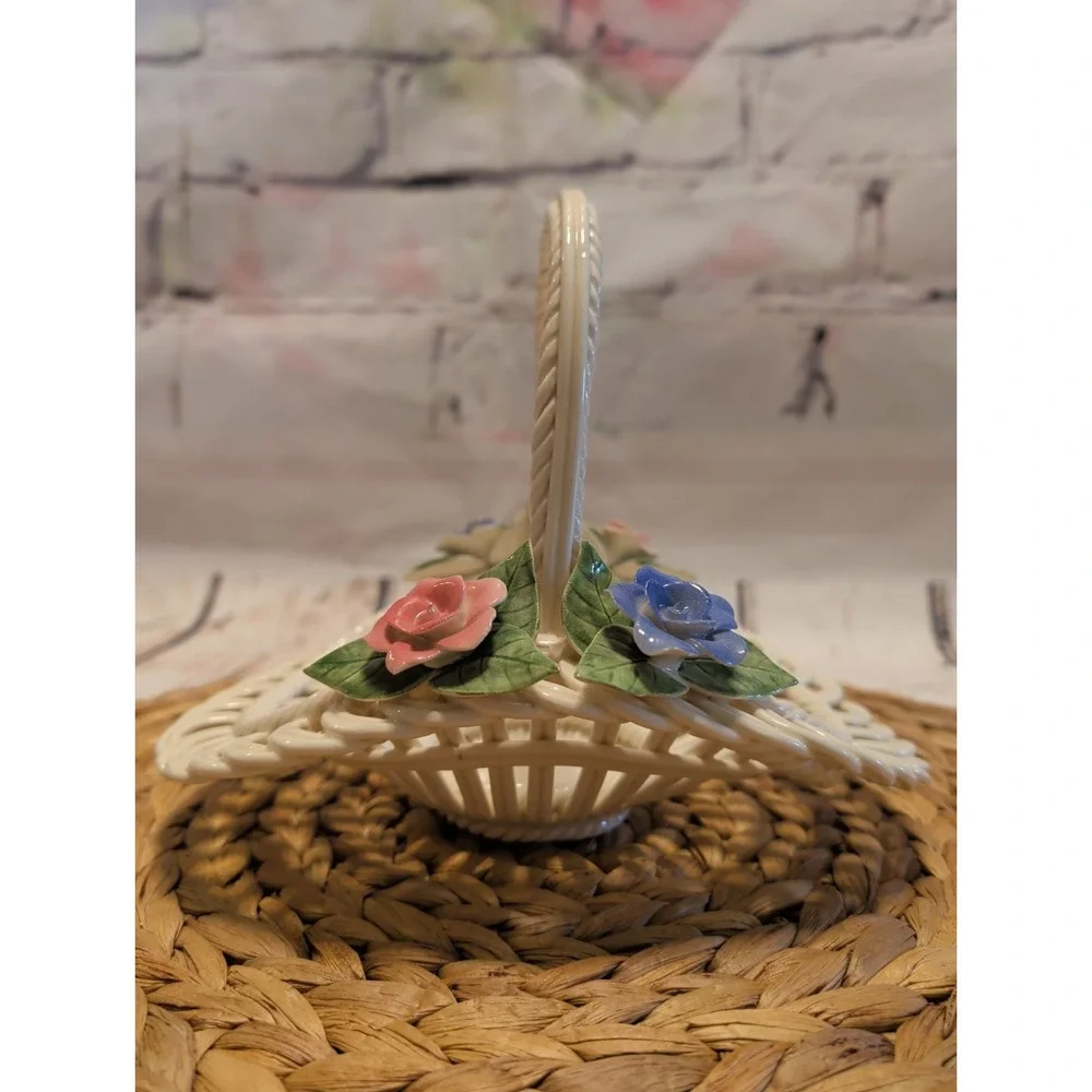 LEVANTE PORCELAIN Intricate Hand Woven Basket Pink And Blue Flowers